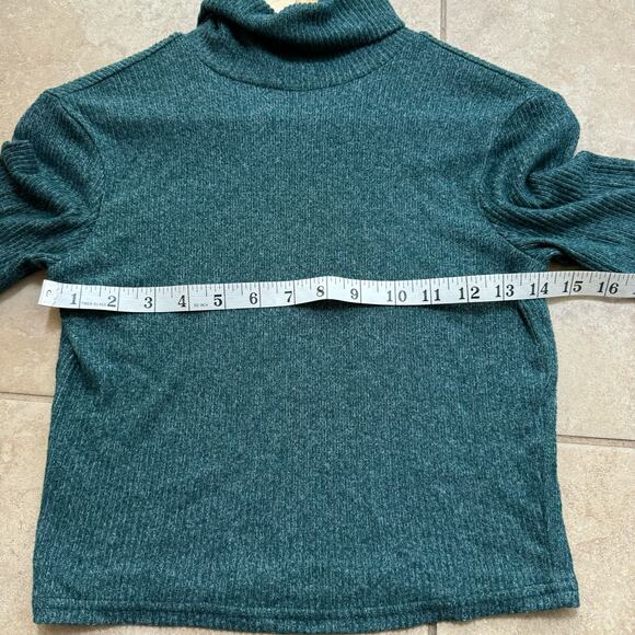 BP Ribbed Cropped Turtleneck Lightweight Sweater Women’s Small Green Soft - Picture 5 of 9